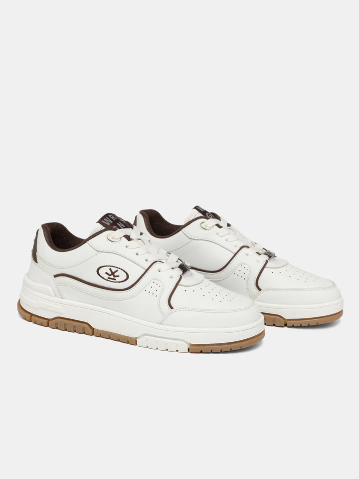 Sneakers  |  Greyhound Toast