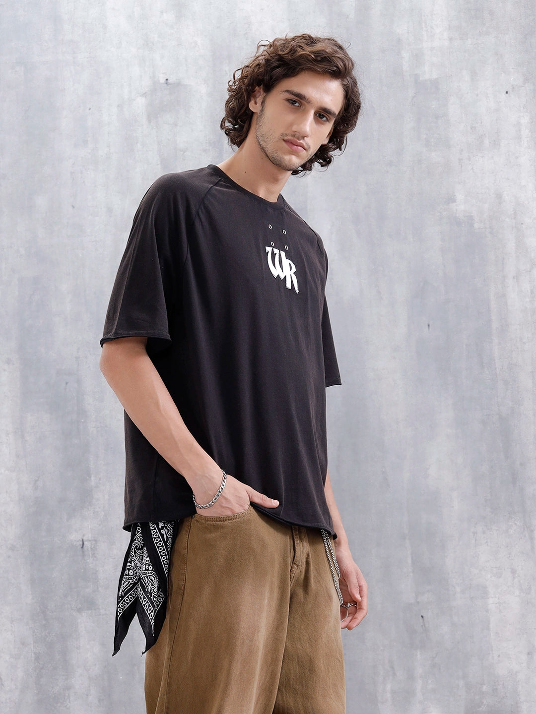 Men Casual Oversized Fit Tshirt With Applique Patch | Black