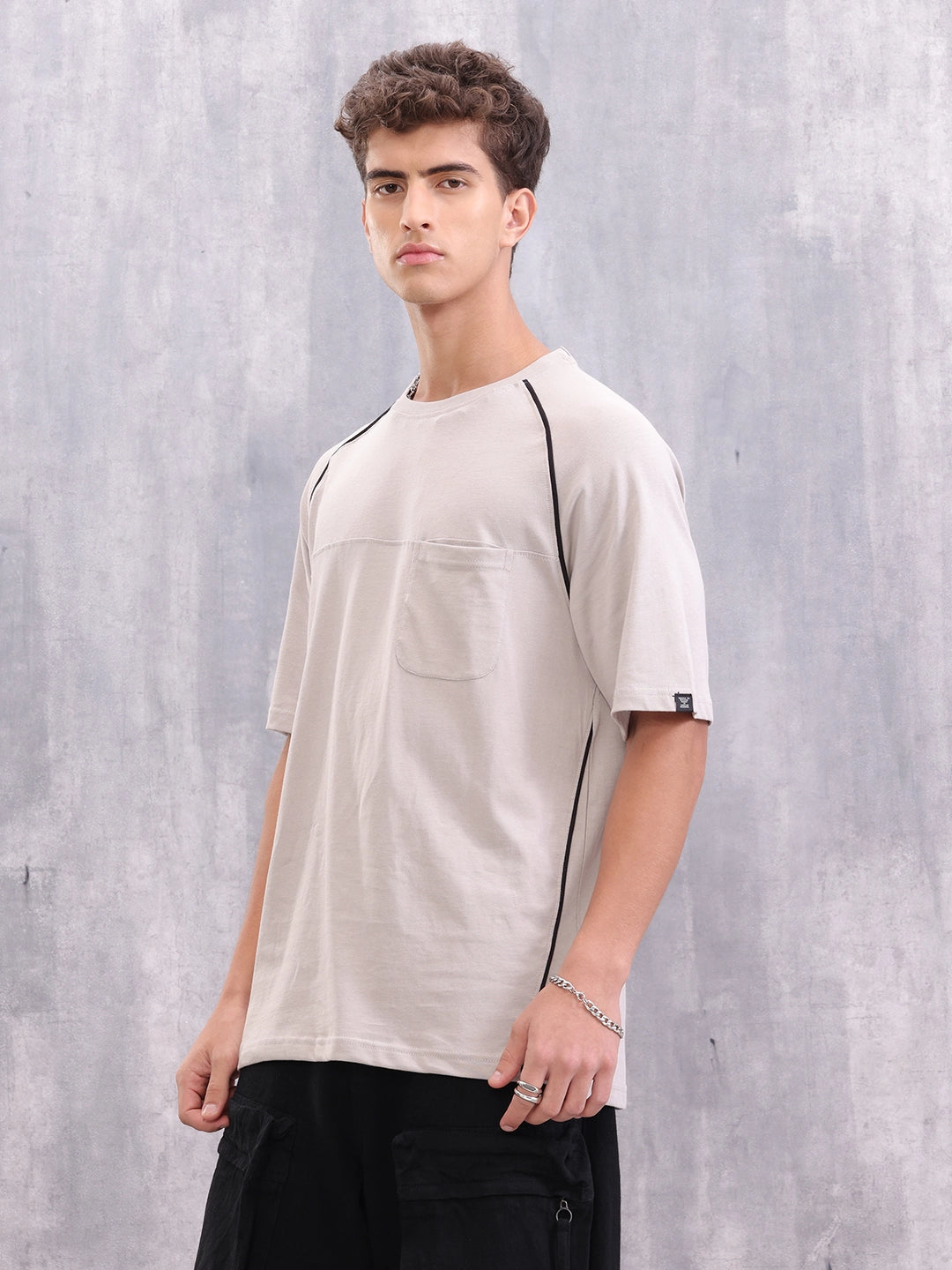 Raglan Sleeve Sporty Look Oversized Fit T-shirt With Patch Pocket | Grey