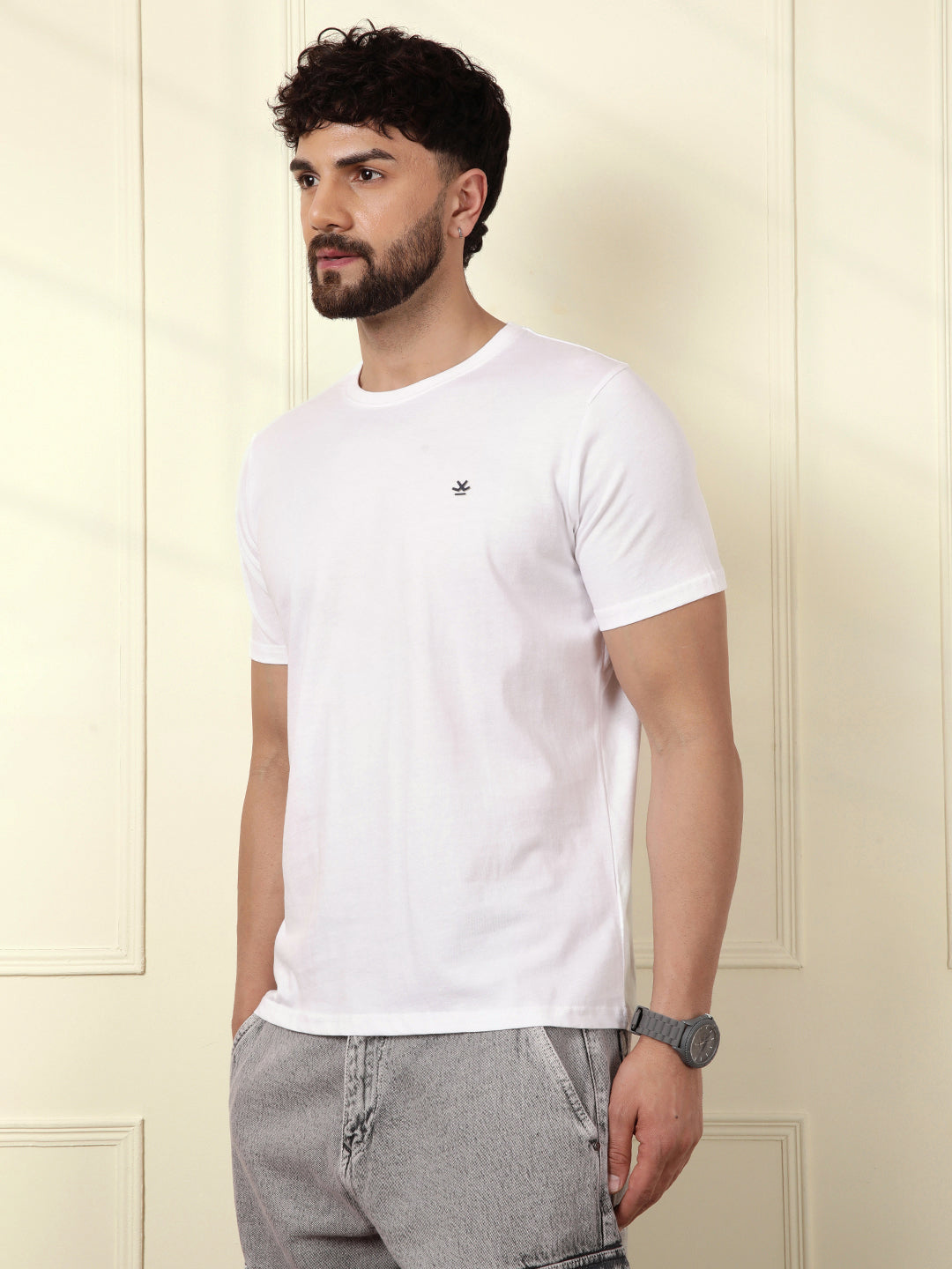 Fresh White Basic T-Shirt
