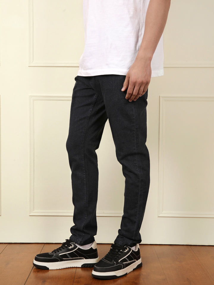 Casual Slim Tapered Jeans | Black
