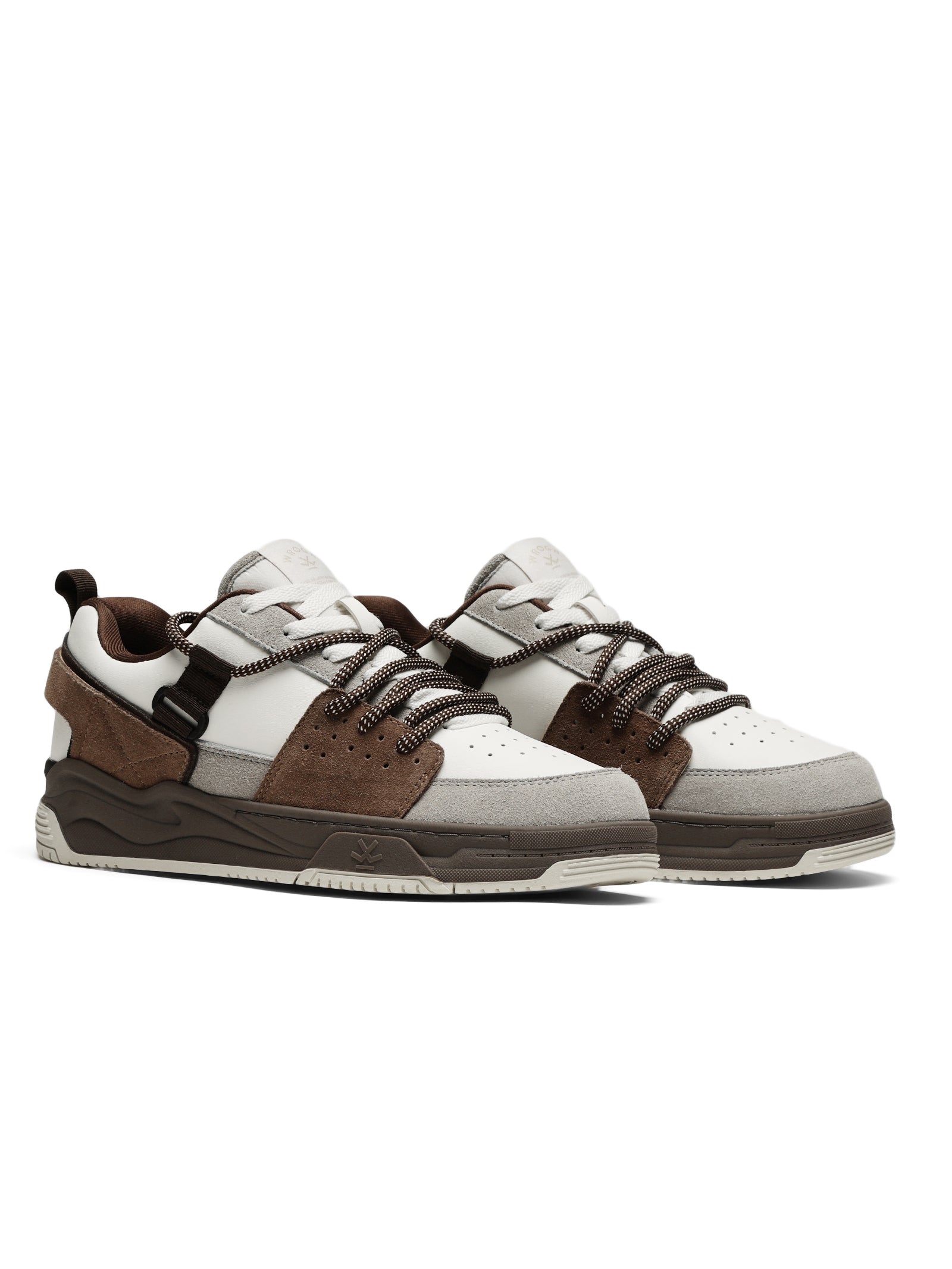 Sneakers | Manhattan Clay