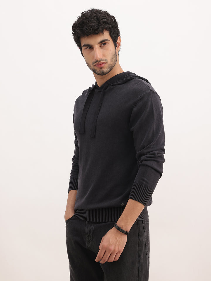Solid Comfort Fit Hooded Sweater | Black