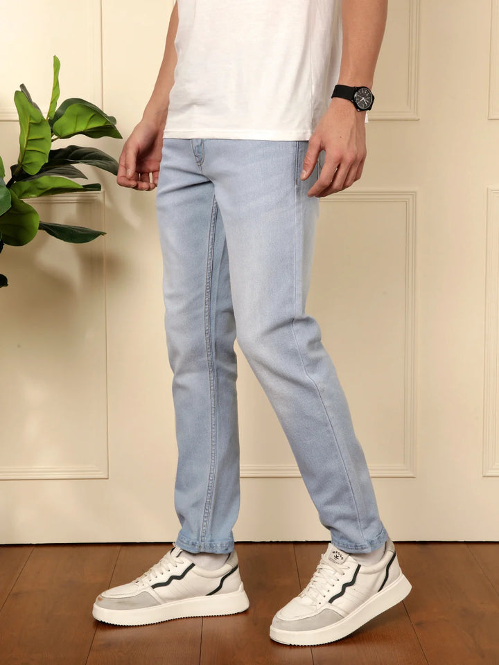 Light Fade Casual Jeans in Blue