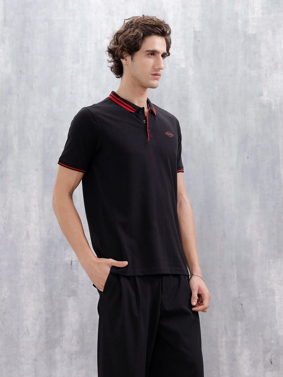 Polo T-Shirt With Contrast Trim Details | Black