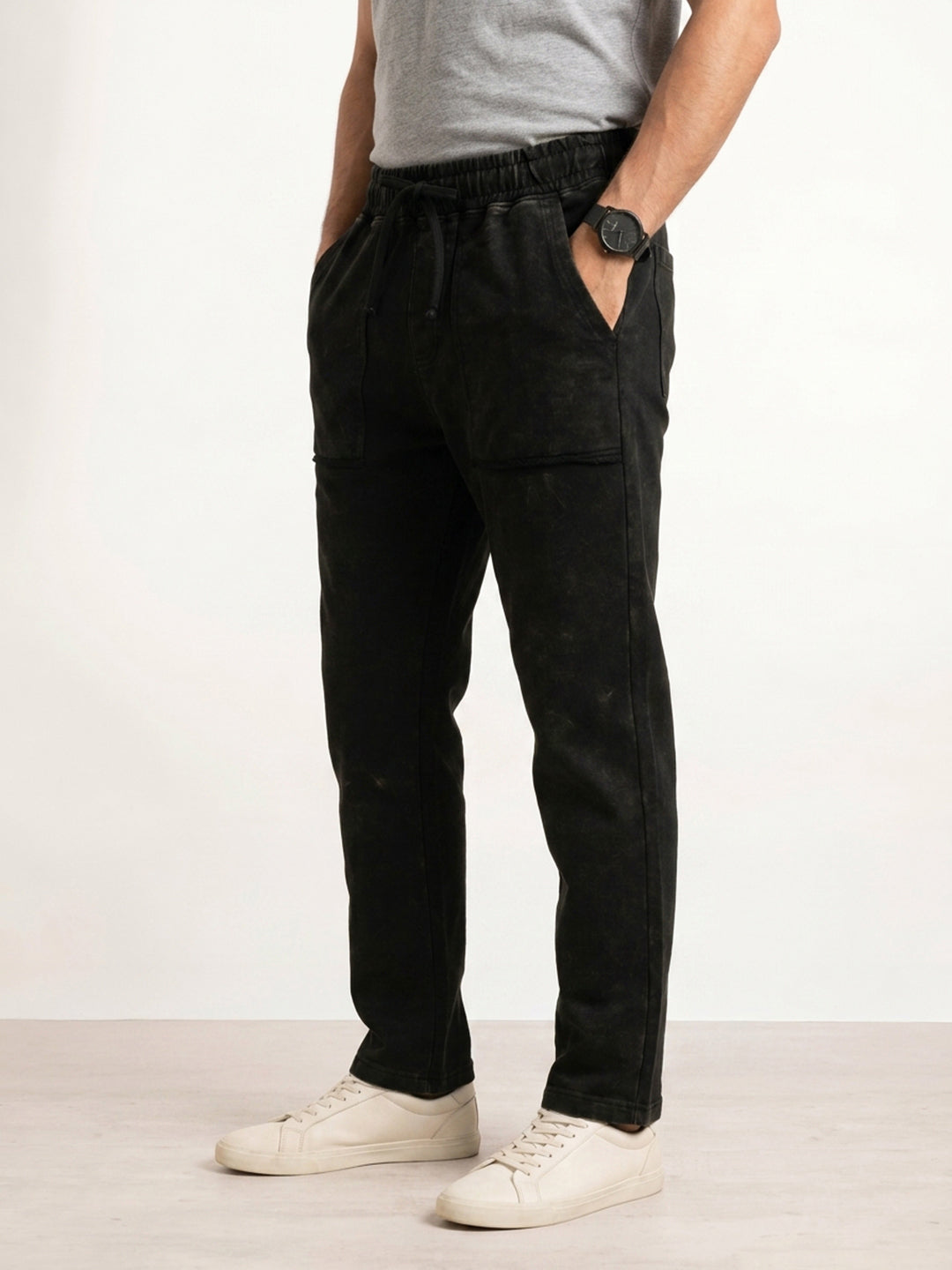 Washed Relaxed Fit Jogger | Black