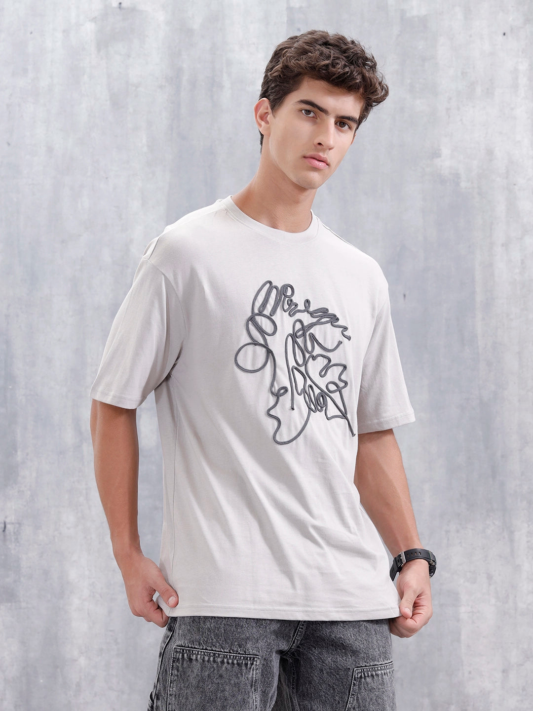 Casual Men Oversized Fit Tee With Cord Detailing | Grey