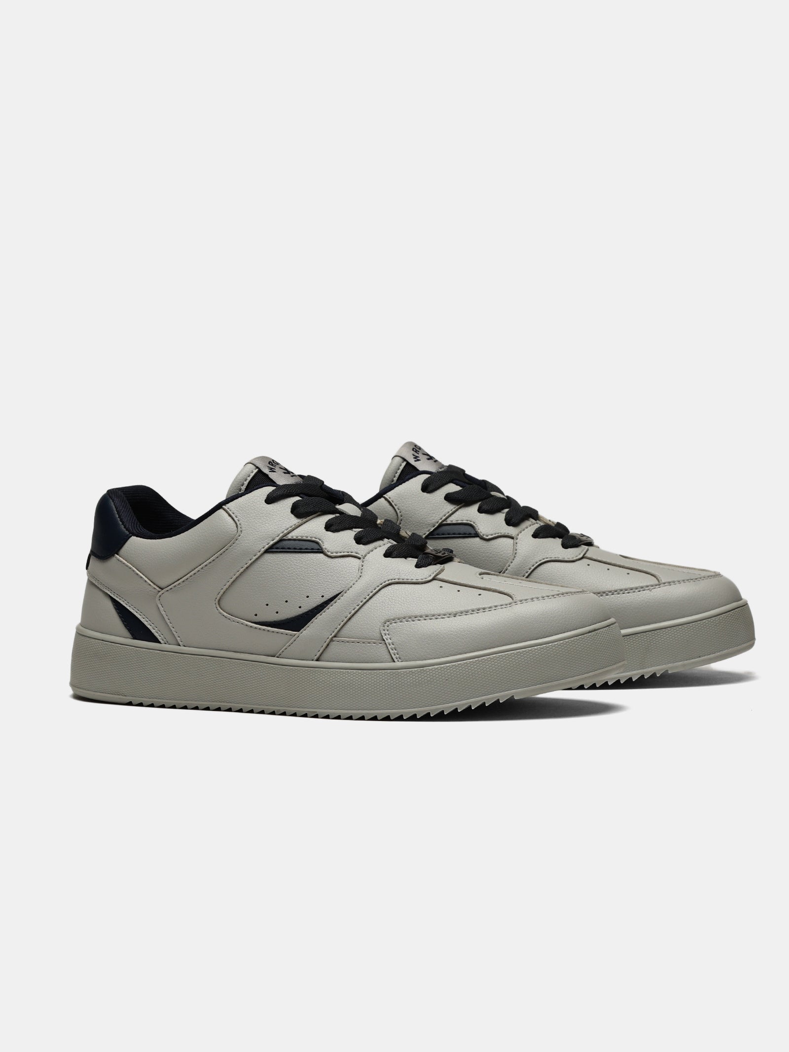 Sneakers | Bramble Noir Ash