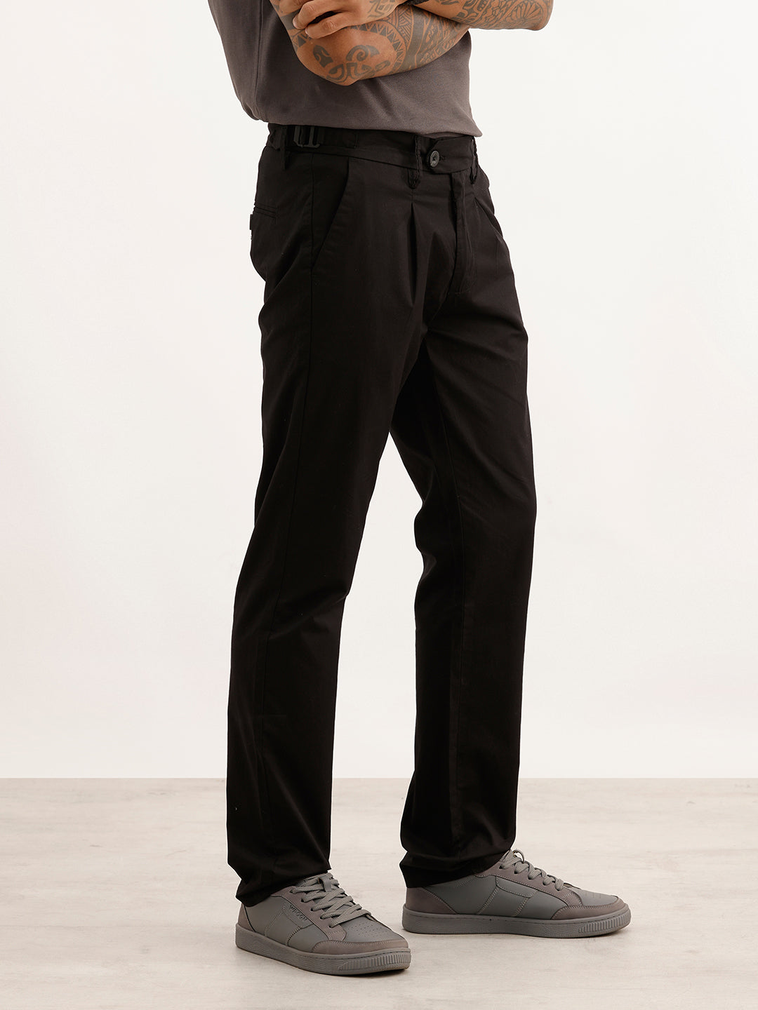 Solid Slim Fit Pleated Trouser | Black