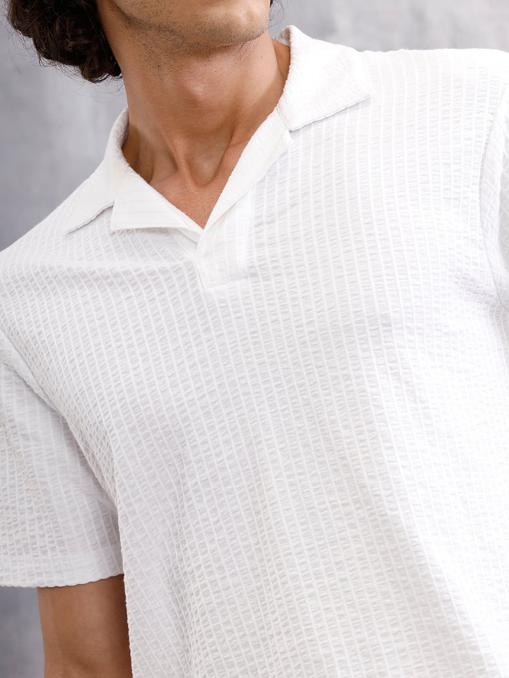 Resort Collar Textured Seersucker Fabric Polo T-Shirt  | Off White