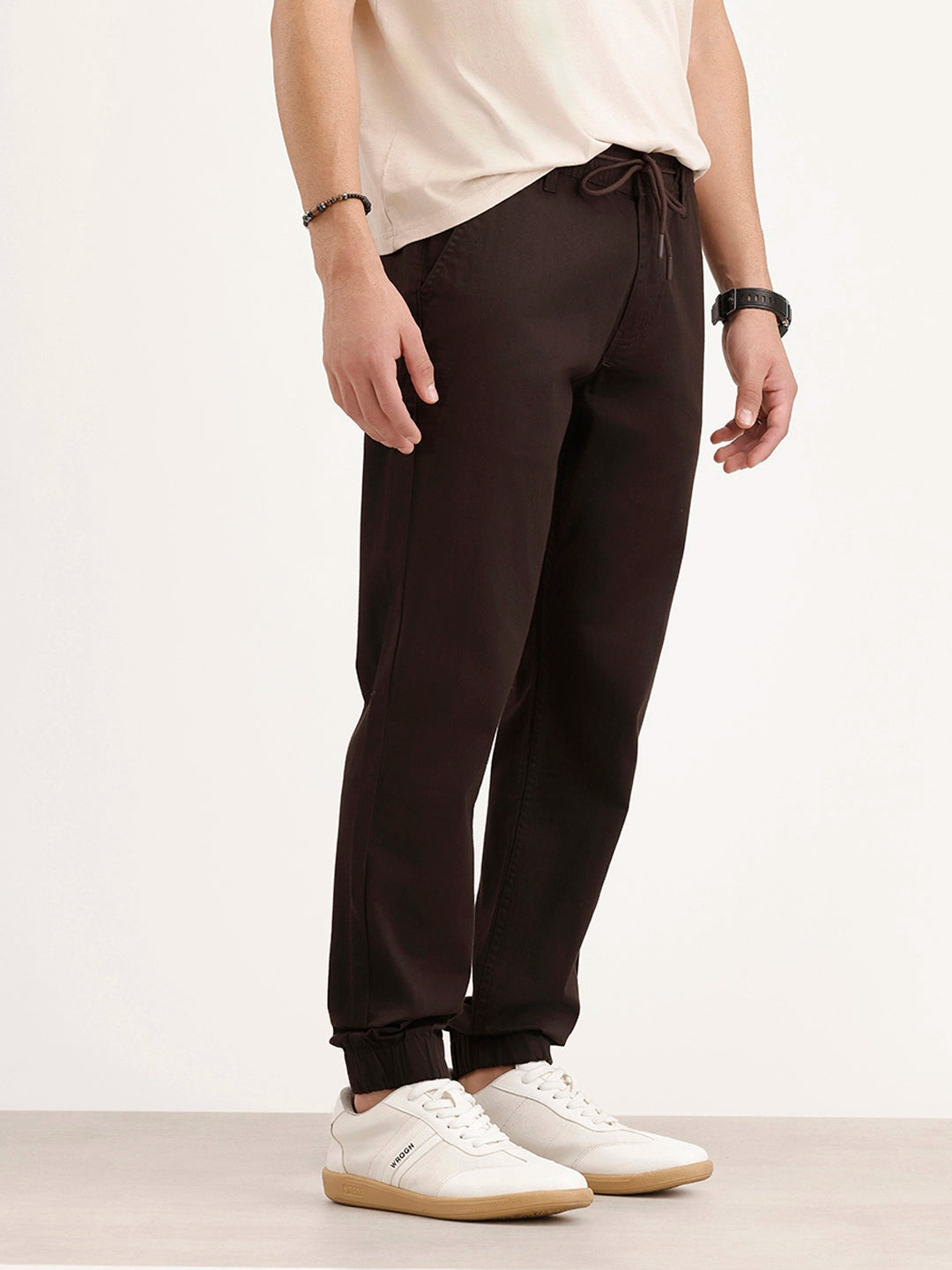 Classic Slim Fit Jogger | Brown
