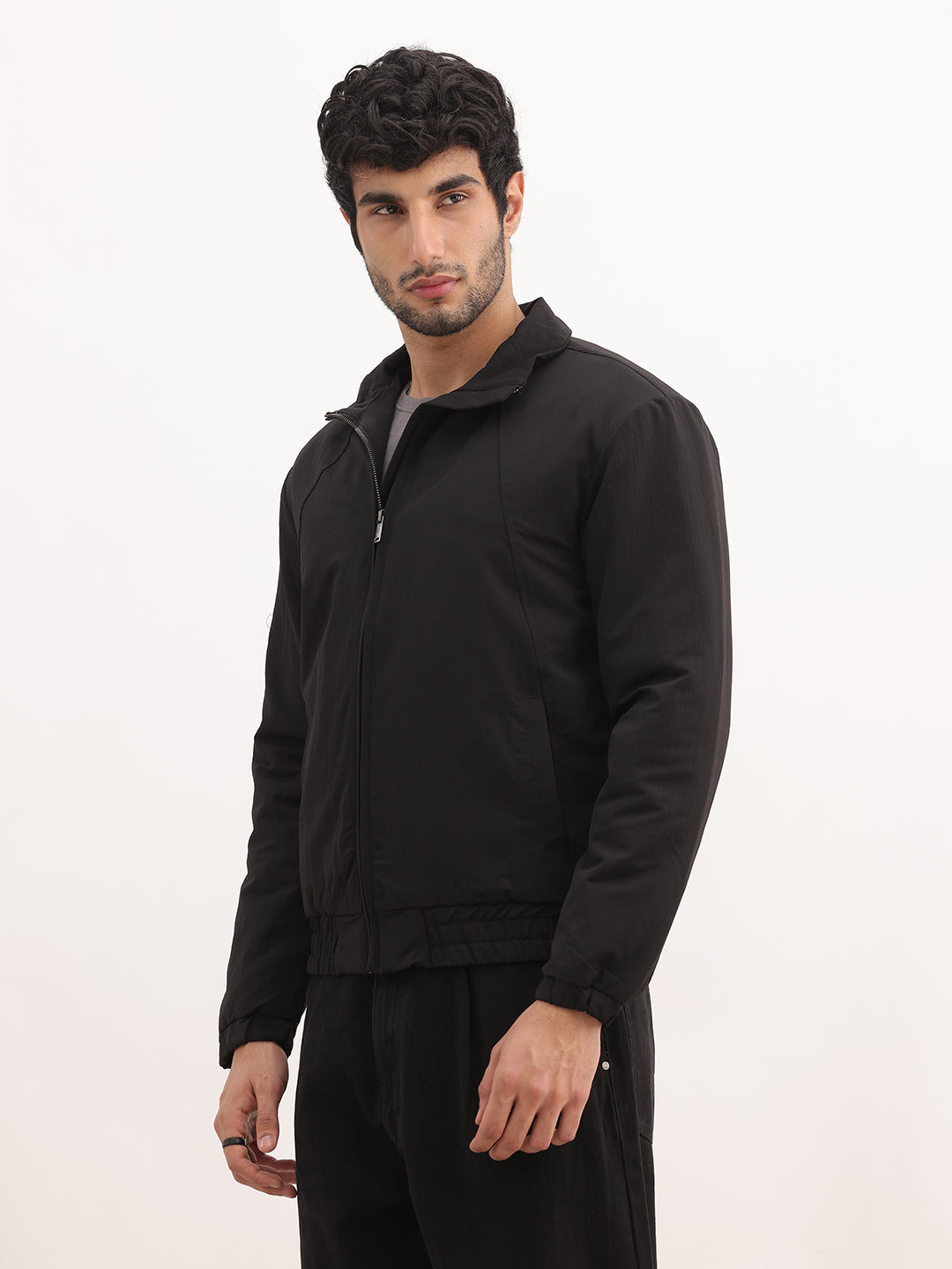 Solid Comfort Fit Puffer Jacket | Black