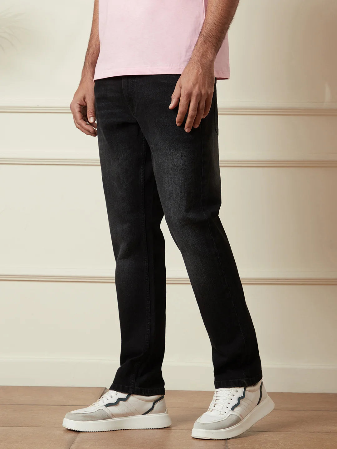 Light Fade Straight Fit Jeans Black - Main Image