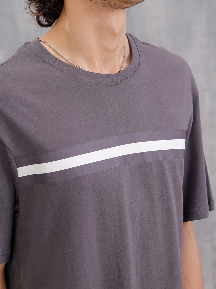Front Striper Print Tee | Grey