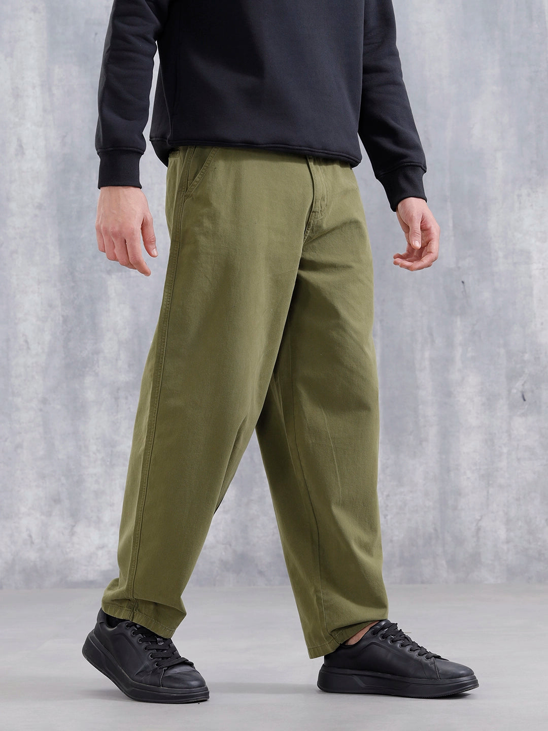 Men Loose Fit Clean Look Trouser | Olive