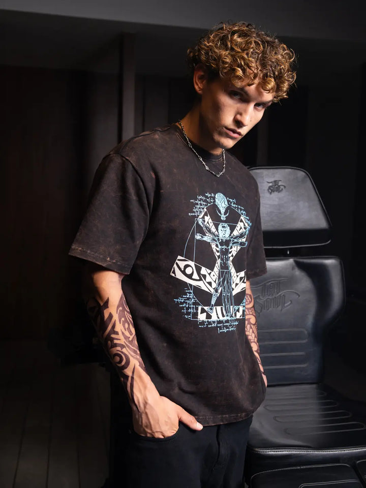 Wrogn X Aliens - The Vitruvian Man | Black T-Shirt