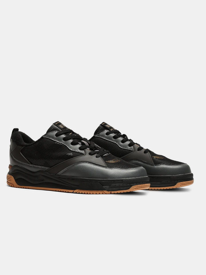 Sneakers | Manhattan Goldstrike