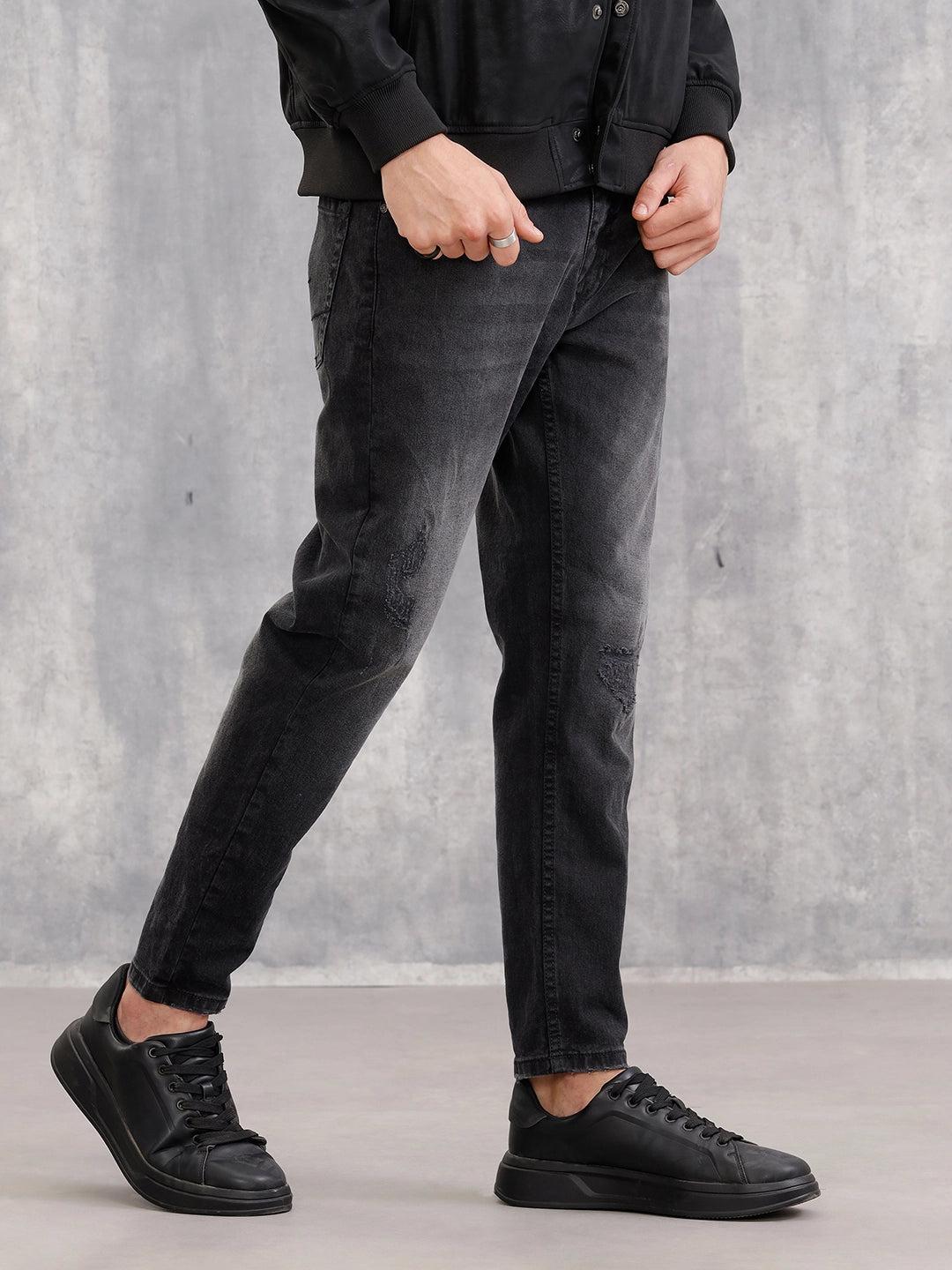 Vintage Washed Distressed Jeans I Black