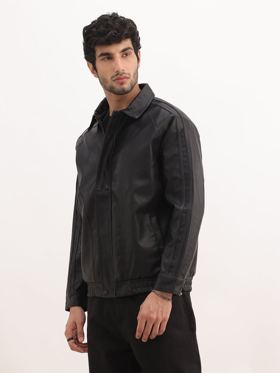 Solid Comfort Fit Zipper Jacket | Black