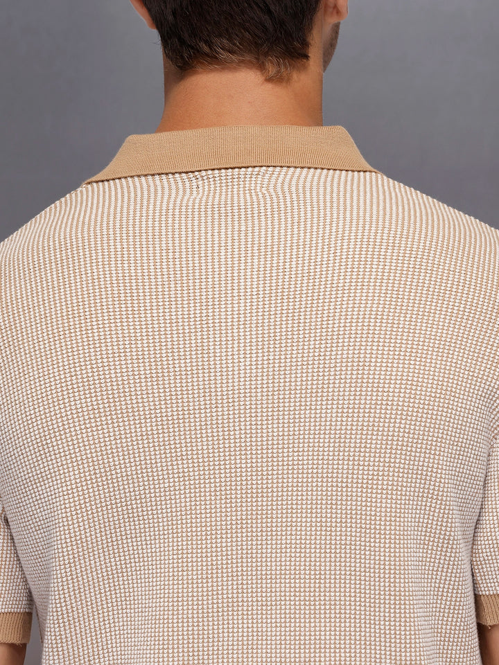 Textured knit polo tshirt with contrast collar | Khaki