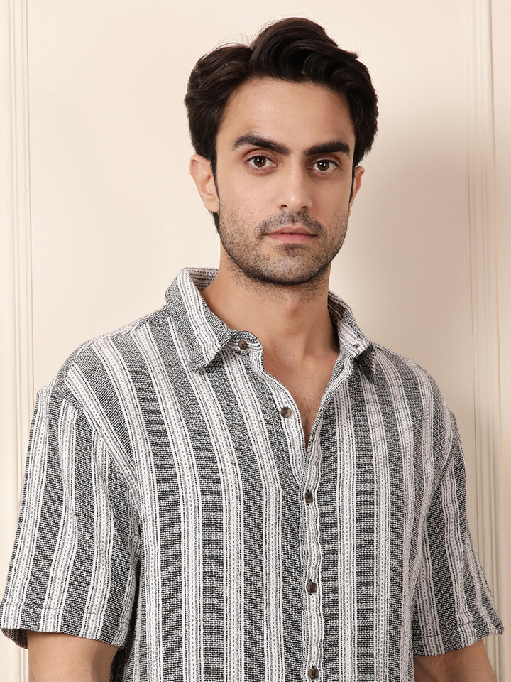 Casual Textured Short Sleeve Shirt | Black