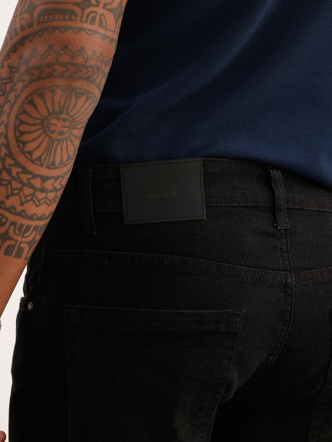 *Classic Solid Denim Jeans | Black