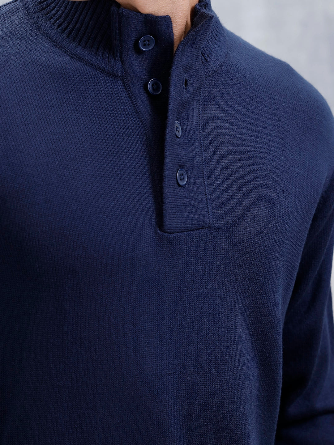Men's Solid Slim Fit Pullover | Black