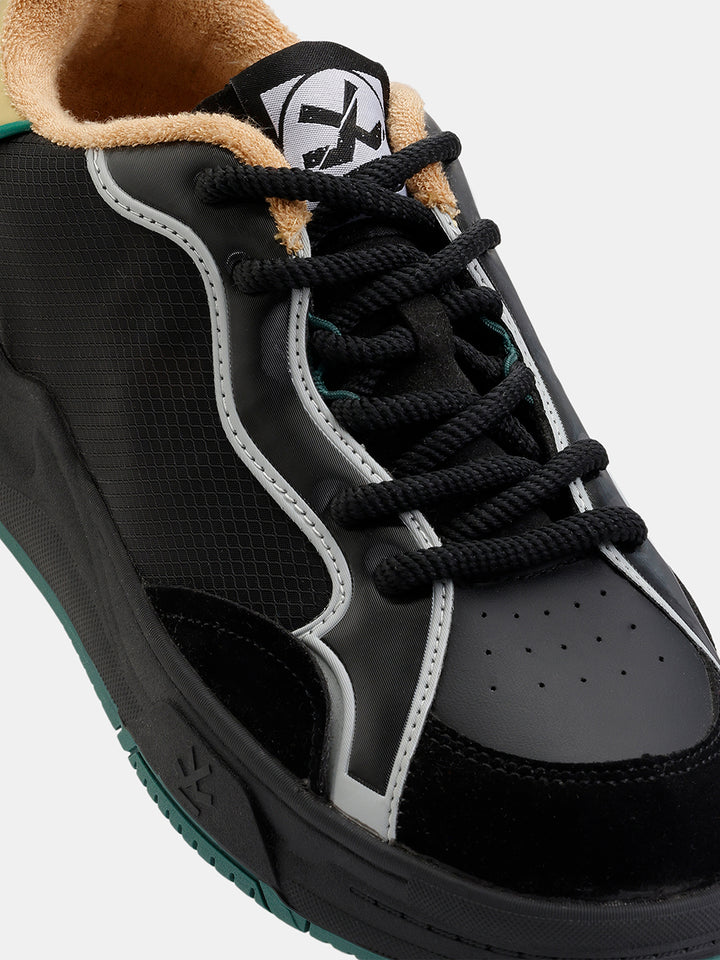 Sneakers | Manhattan Sonic