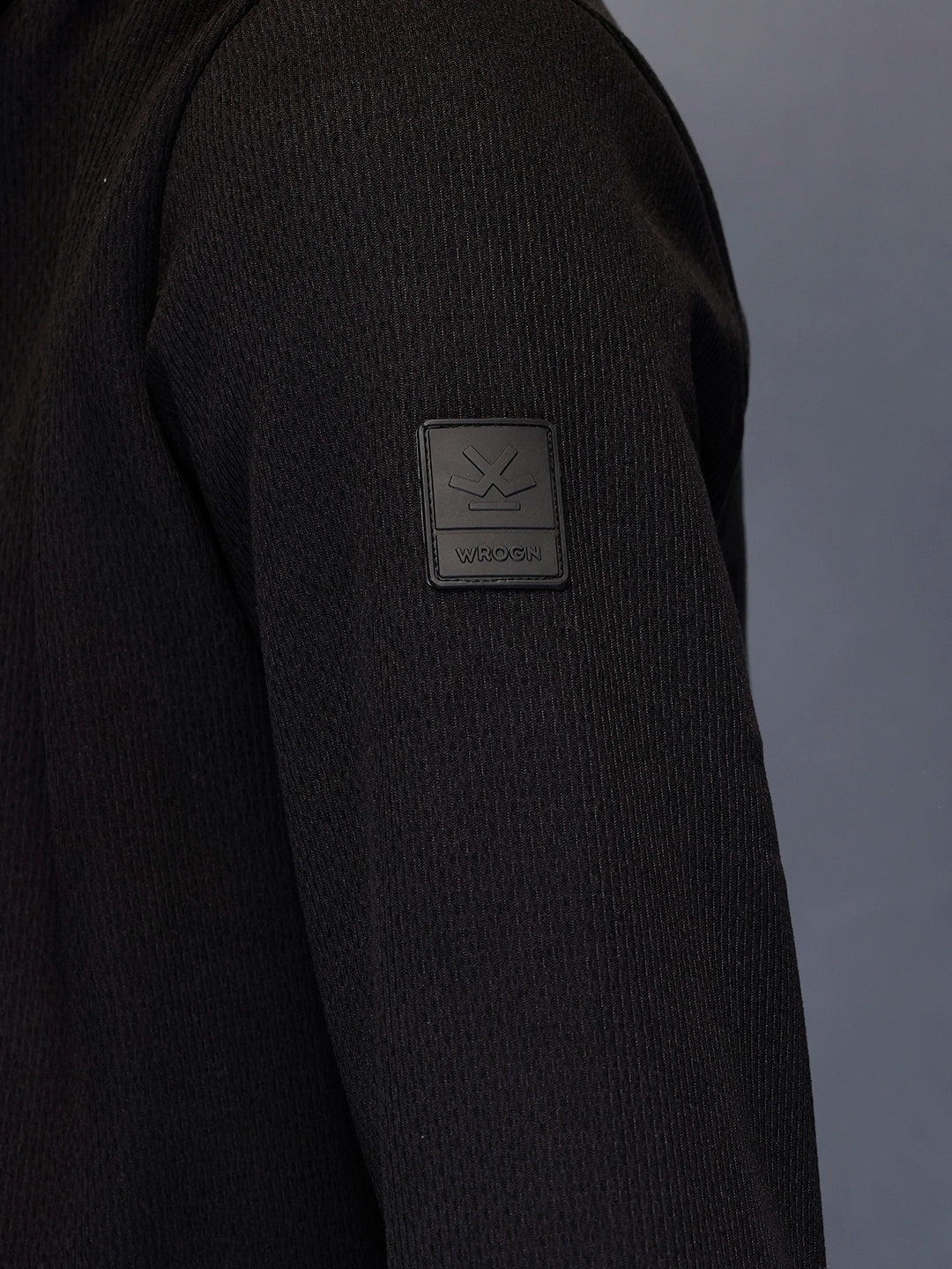 Men’s slim-fit textured high-neck jacket | Black