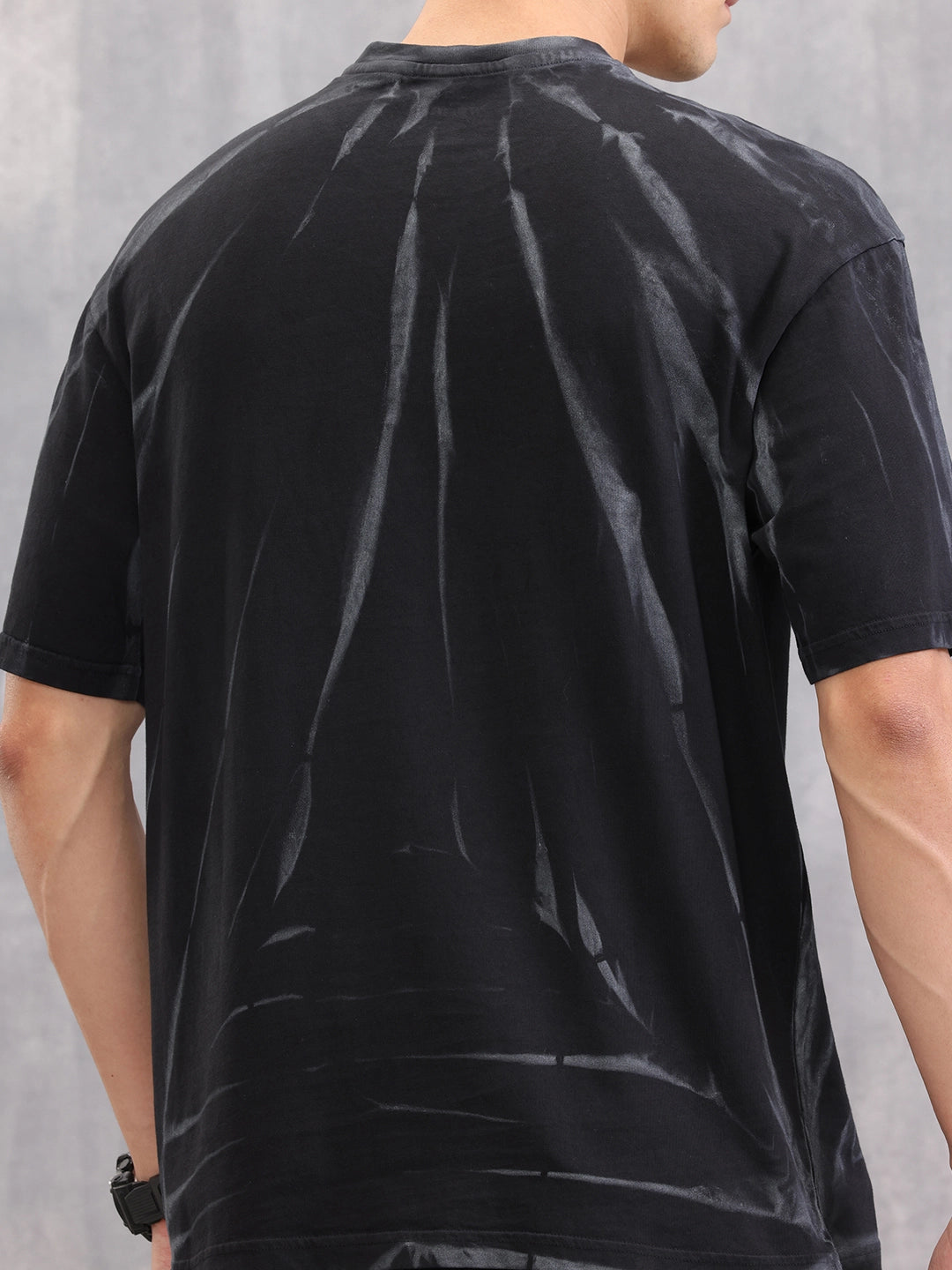 Grunge Look Oversized Fit T-shirt With Hd Logo Print | Black