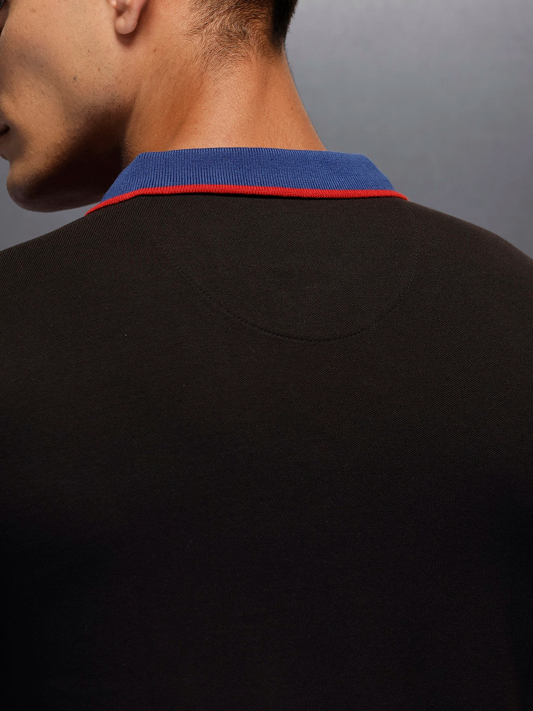 Men's casual polo t-shirt with contrast collar detail | Black