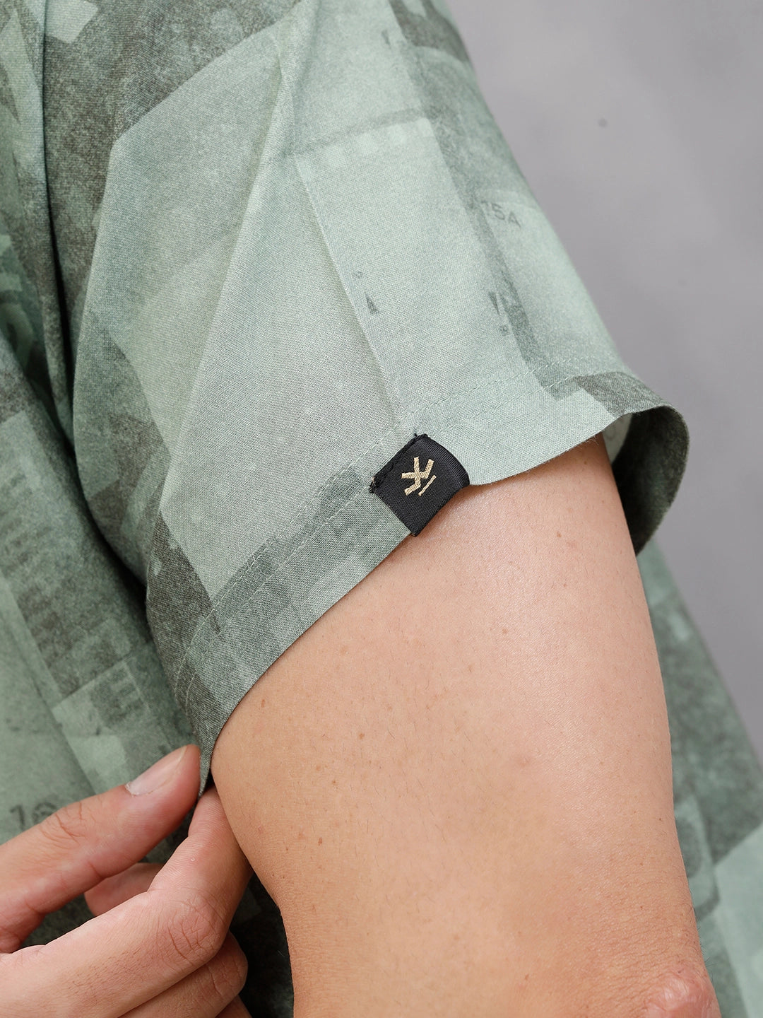 Fluid Viscose Shirt With Photo Reel Print  |  Green
