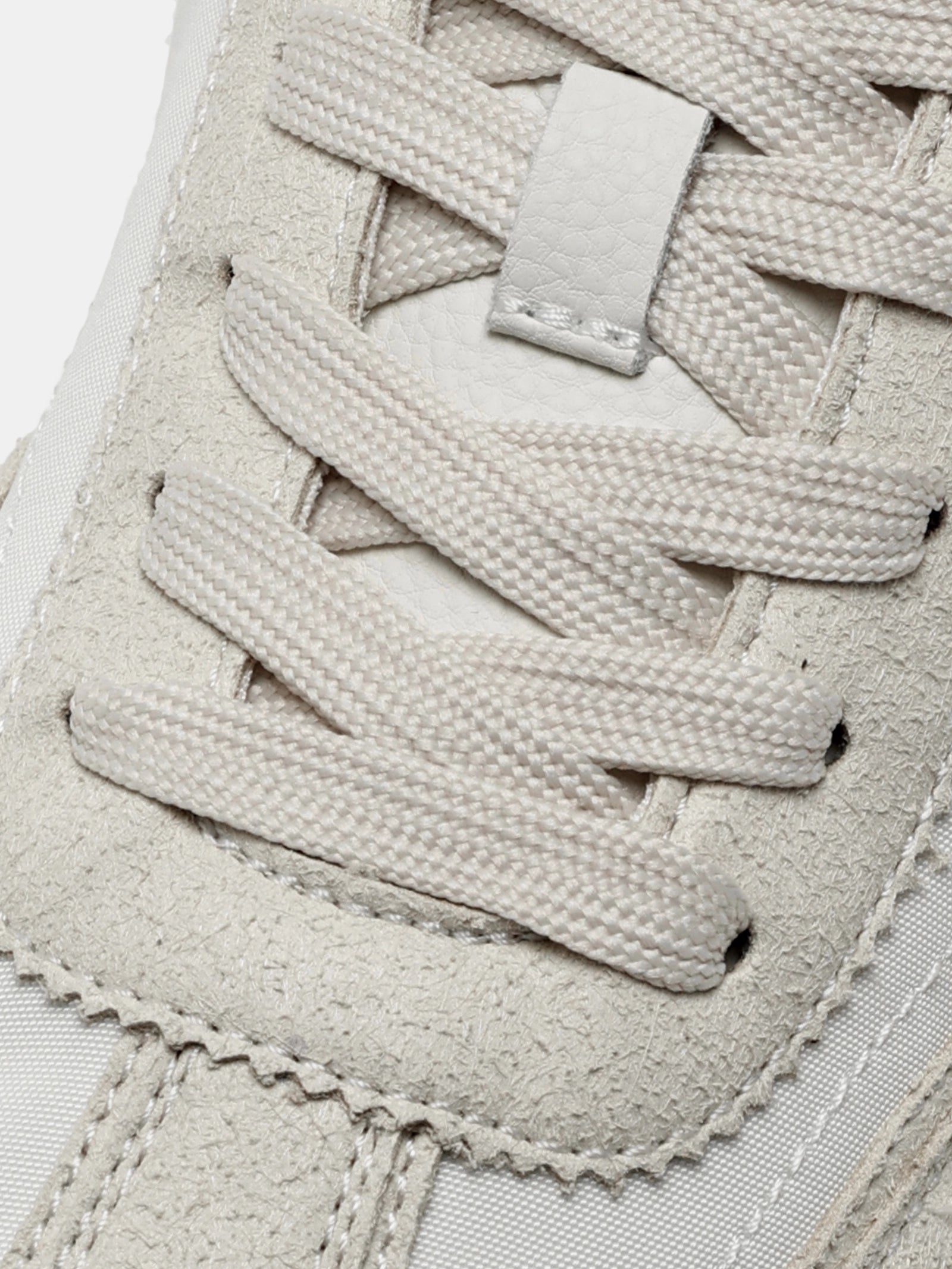 Sneakers | Stinger Fizz