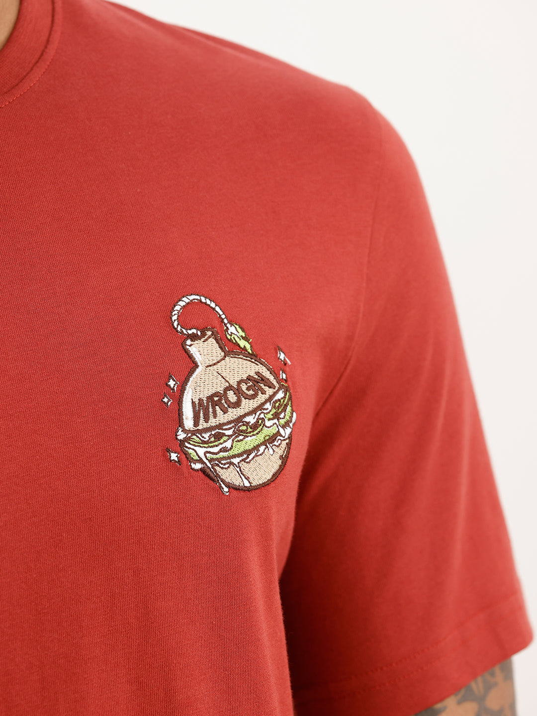 Slim Fit Embroidered Patch Detail T-Shirt | Red | WTS02HSSL1581S
