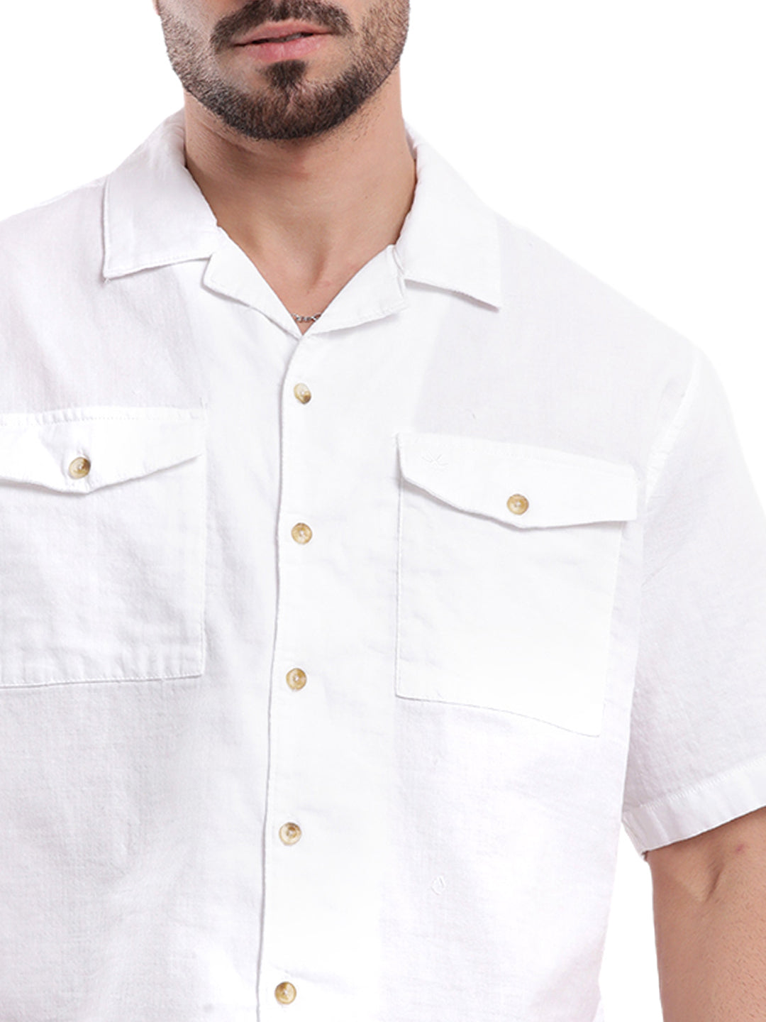 Classic White Resort Collar Double Pocket Shirt