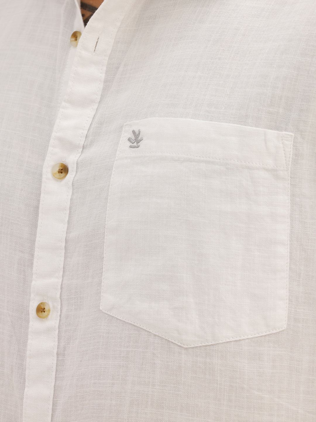 Solid Regular Fit Full Sleeve Shirt | White | WWSH9126F