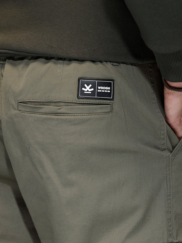 Men's straight fit trouser with cargo pockets | Brown