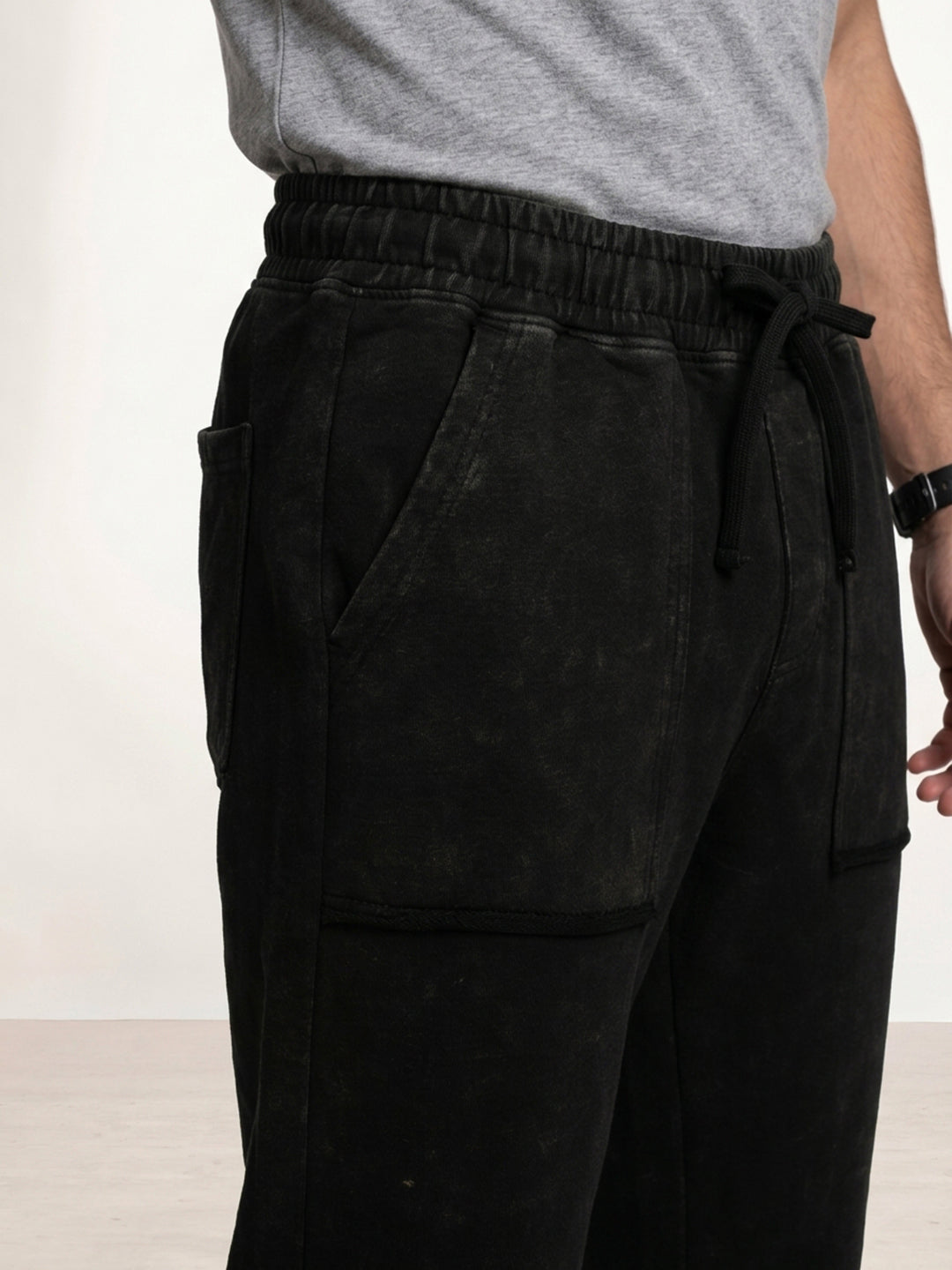Washed Relaxed Fit Jogger | Black
