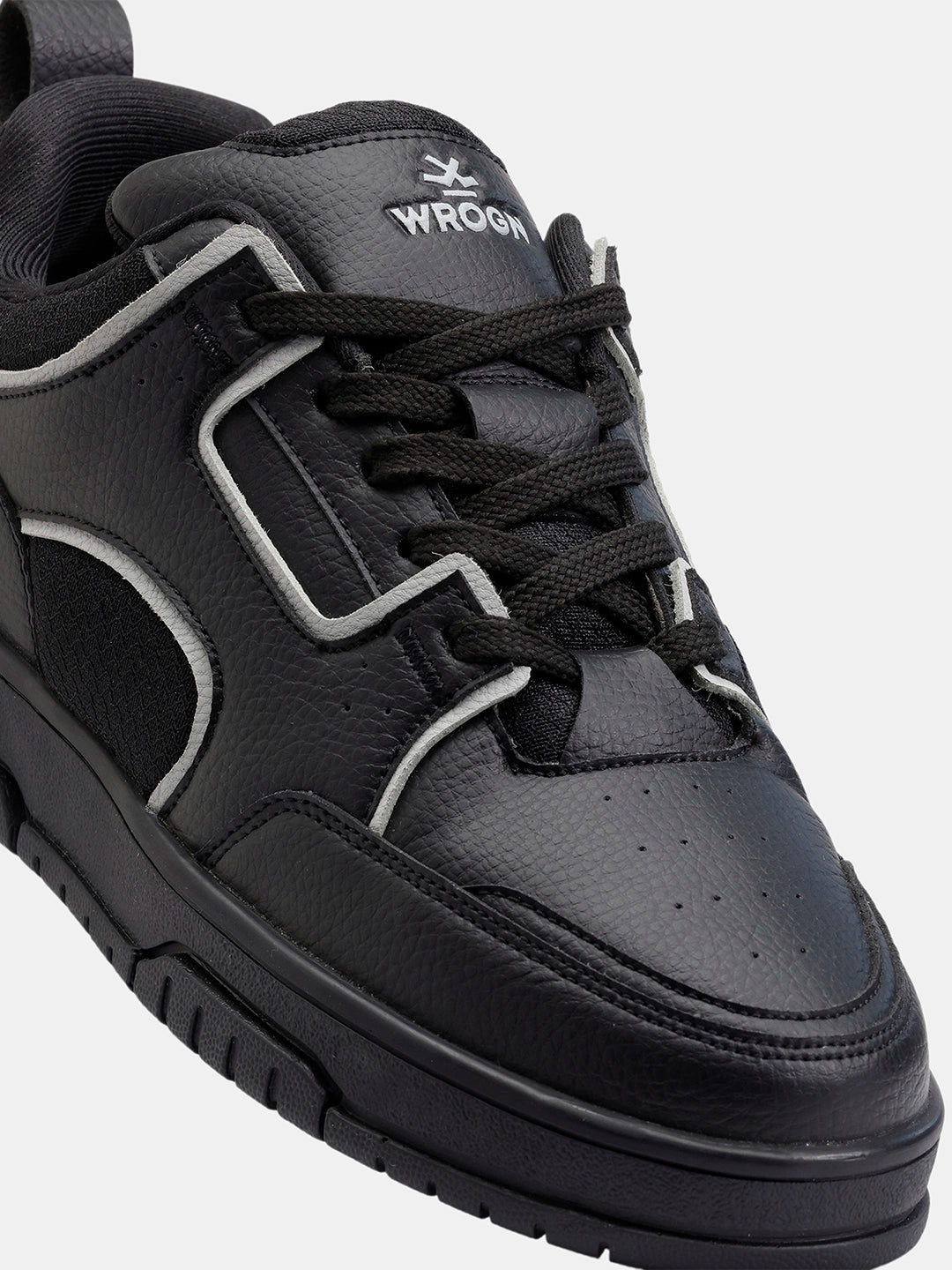 Sneakers | Greyhound Nightline