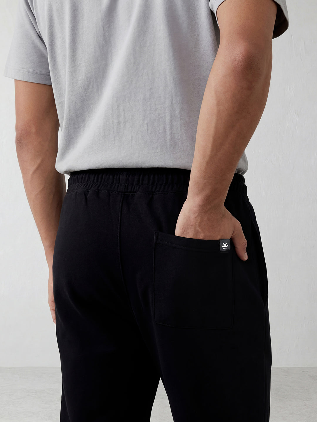 Men's casual cargo knit joggers | Black