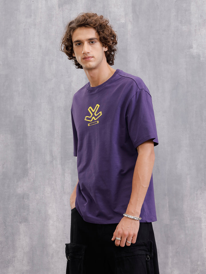 Mundane Objects Inspired Hazy Back Print Crew Neck T-Shirt | Purple