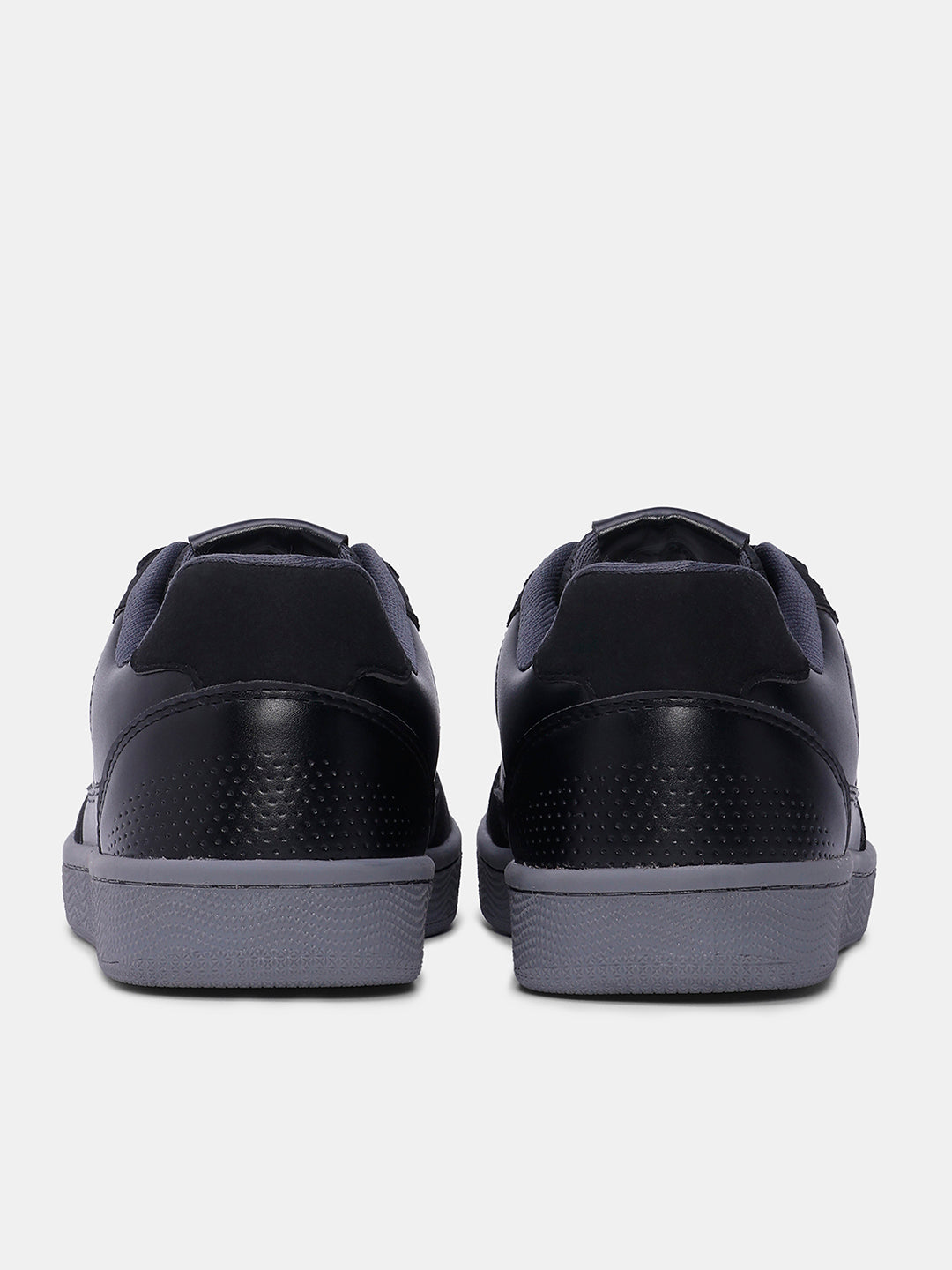 Sneakers | Sazerac Dark