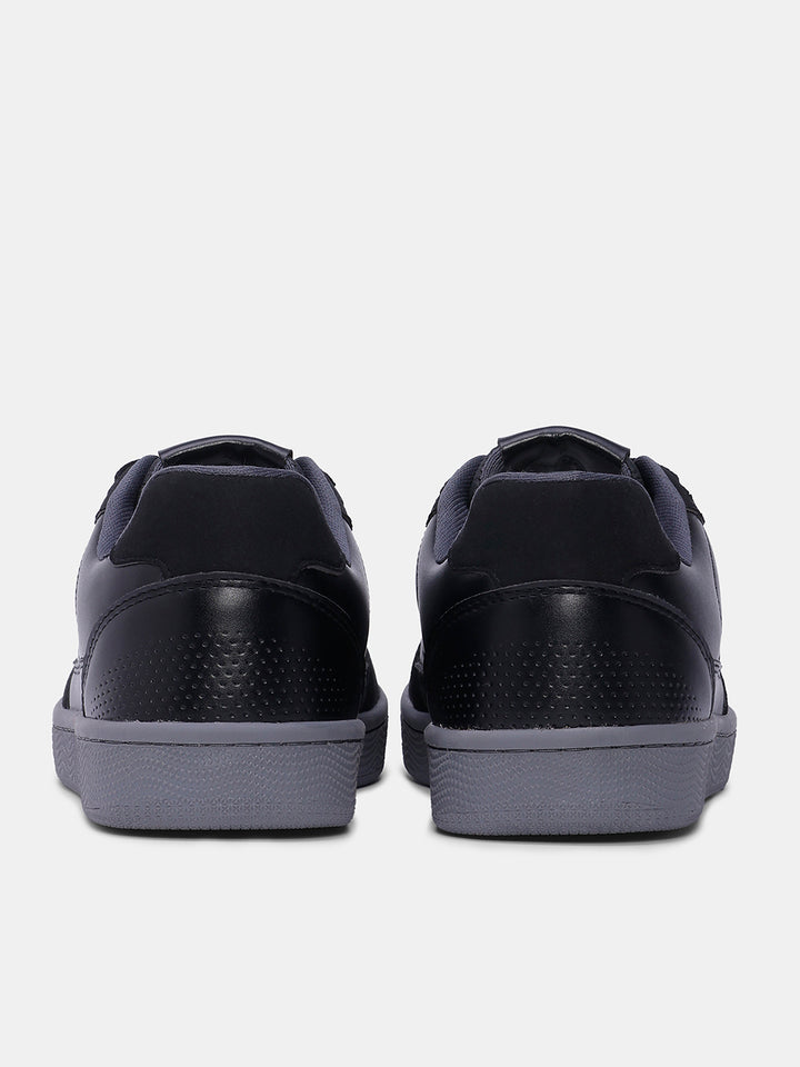 Sneakers | Sazerac Dark