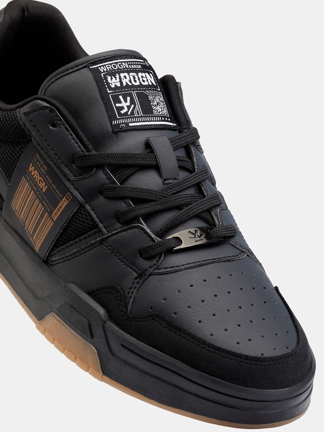 Sneakers | Martini Darktag