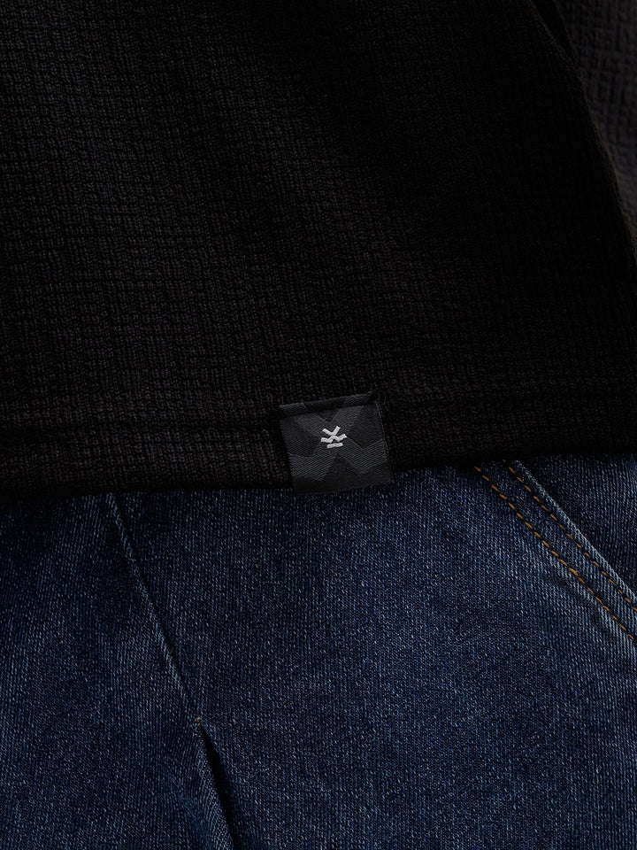 Jacquard Textured Knit Polo In Slim Fit  |  Black