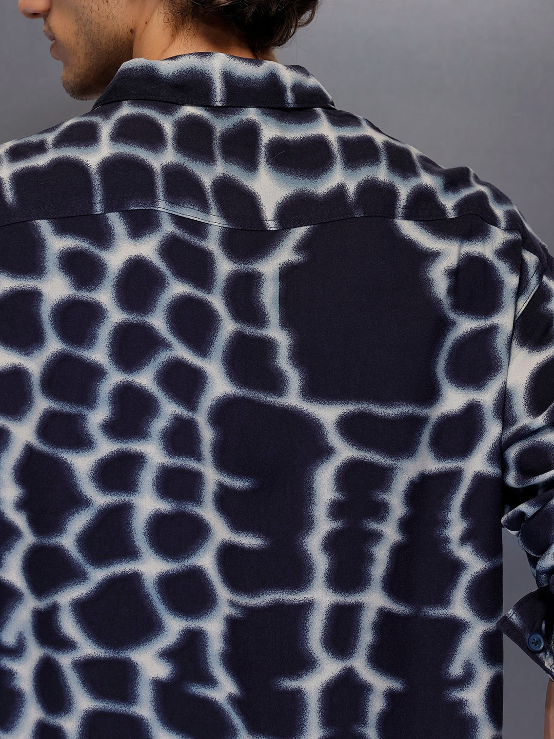 Men’s abstract pattern oversize shirt | Navy