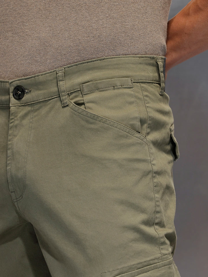 Men's straight fit trouser with cargo pockets | Olive
