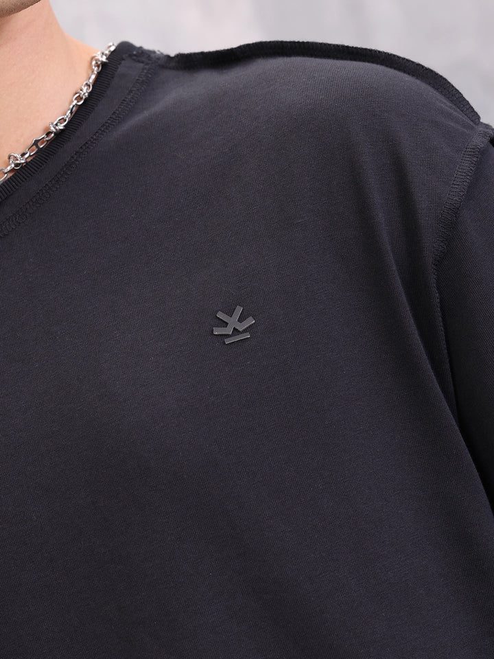 Casual Oversized Fit T-shirt With Raw Edge And Flatlock Detail | Black