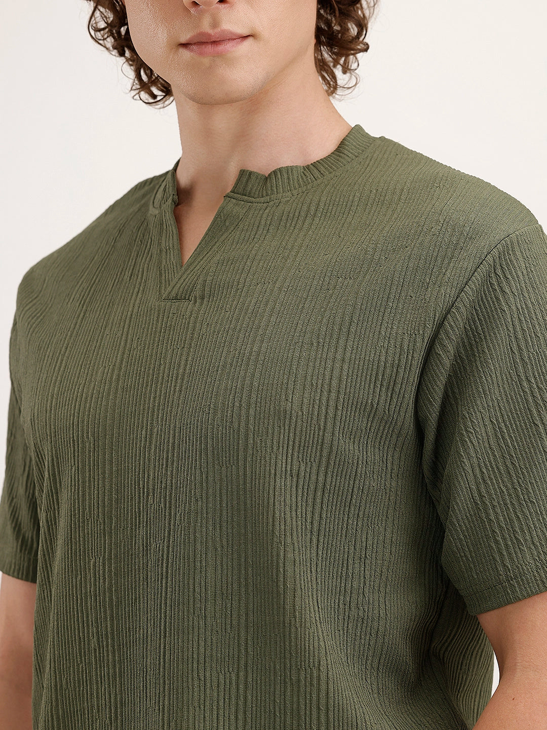 Comfort Fit Textured T-Shirt | Olive