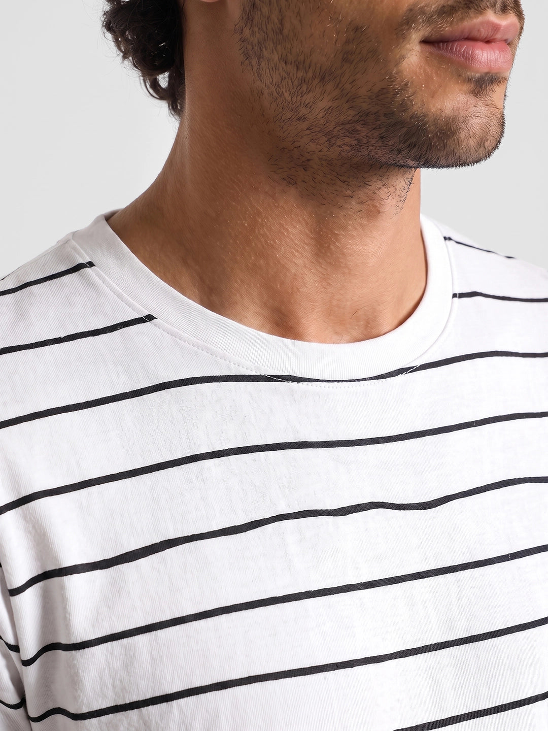 Classic Slim Fit Striped Shirt | Off White | WKTS0444